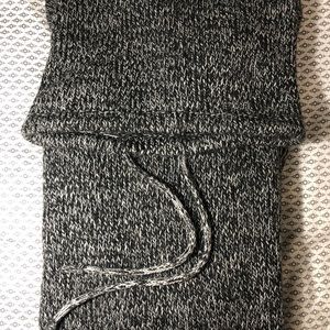 H&M Wool Turtleneck (L)